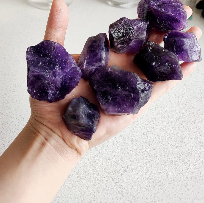 Luckeeper 2 lb Rough Crystals Bulk Raw Amethyst Quartz Healing Stones for Tumbling, Wire Wrapping, Wicca Reiki,Meditation - Image 1